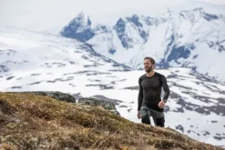 Aclima WoolNet Light Crewneck verkkoaluspaita, musta| Kerrastopaidat