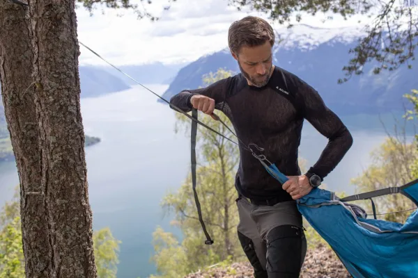 Aclima WoolNet Light Crewneck verkkoaluspaita, musta| Kerrastopaidat