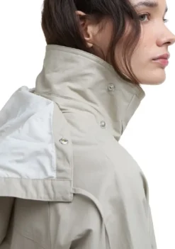 Barbour Jema Showerproof Jacket naisten takki, Light Sand| Kuori- Ja Sadetakit