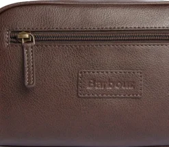 Barbour Toilettilaukut^Leather Washbag toilettilaukku, tummanruskea