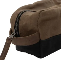 Barebones Neelum Dopp Kit toilettilaukku| Toilettilaukut