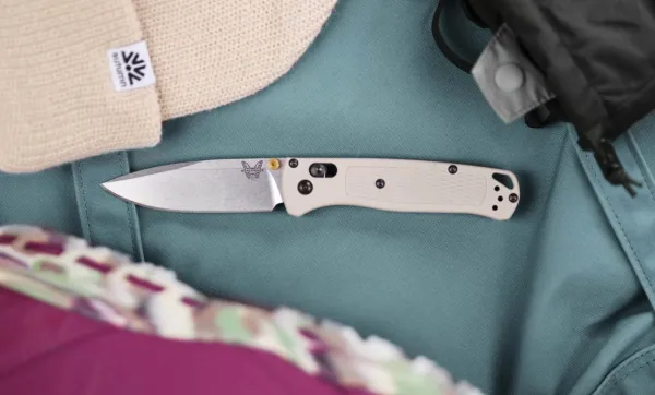 Benchmade Taittoveitset^535-12 Bugout veitsi