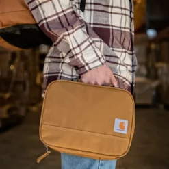 Carhartt Workwear Carhartt Insulated 4 Can Lunch Cooler Carhartt® Brown| Reppujen Ja Laukkujen Tarvikkeet