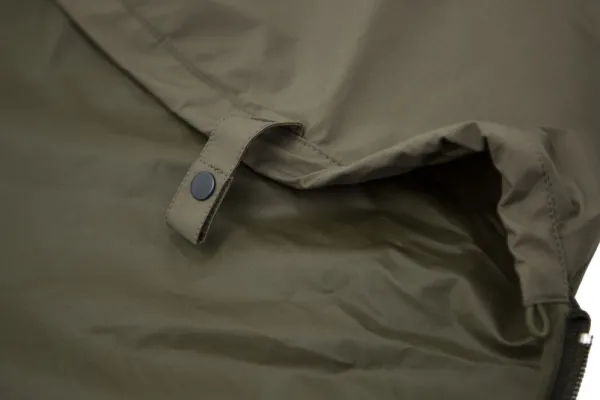 Carinthia Makuupussilakanat, peitot ja retkityynyt^Expedition Cover Gore-Tex makuupussin päällinen, oliivinvihreä