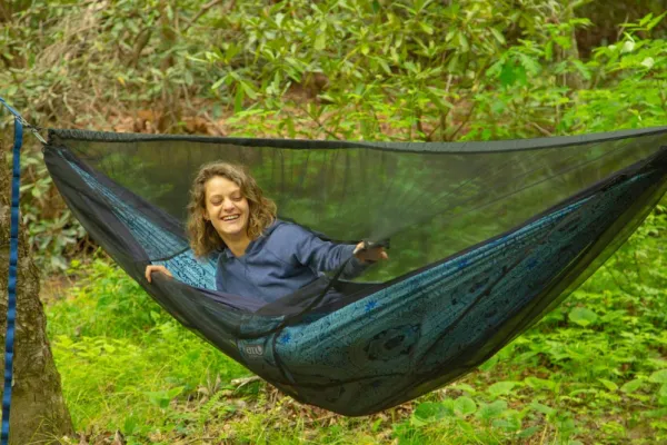 Eno Hammock Riippumatot^Eno Guardian SL Bug Net minimalistinen hyttysverkko riippumatolle, tummanharmaa