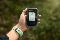 Garmin Gps-laitteet^eTrex Solar käsinavigaattori aurinkokennolatauksella