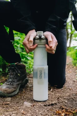 Grayl Vedenpuhdistus^GeoPress Purifier Bottle vedensuodatin, Peak White