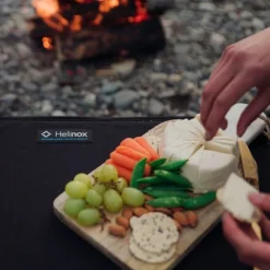 Helinox Table One Hard Top Black/O Blue| Retkituolit, -pöydät Ja Istuinalustat