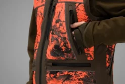 Härkila Wildboar Pro -metsästysliivi, turvacamo| Koiranohjaajan Vaatteet