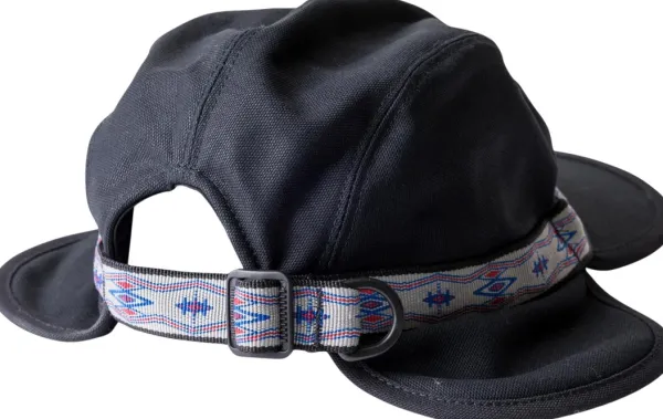 Kavu Strapcap Trapper lakki, Jet Black| Päähineet, huivit ja kaulurit/Lippikset