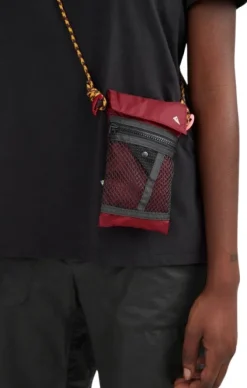Klättermusen Reppujen Ja Laukkujen Tarvikkeet^Algir Lanyard Pocket Salmon