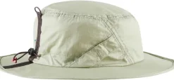 Klättermusen Ansur Hiking Hat Swamp Green/Silver Green| Päähineet, huivit ja kaulurit/Hatut