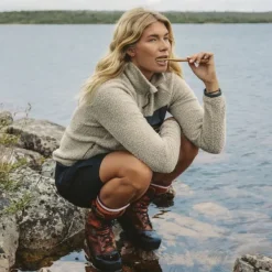 Lundhags Hupparit, Fleecet Ja Välipaidat^Flok Wool naisten fleecetakki, beige