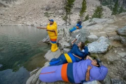 Marmot Ouray -naisten untuvamakuupussi, Arctic Navy/Dark Azure| Makuupussit/Syys- Ja Talvimakuupussit