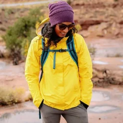 Marmot W's PreCip Eco -sadetakki naisille, musta| Sadevaatteet