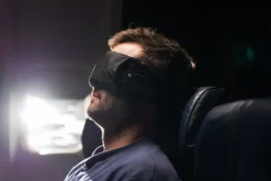 Matador Makuupussilakanat, peitot ja retkityynyt^Blackout unimaski ja korvatulpat