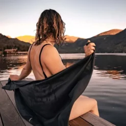 Matador Matkatarvikkeet^NanoDry Packable Shower Towel - Large (charcoal)