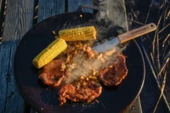 Muurikka Avotulelle^Pannu 48 cm Jaloilla