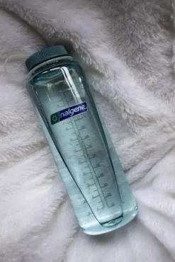 Nalgene Juomapullot^ympäristöystävällinen pullo, 1,4 L, harmaa