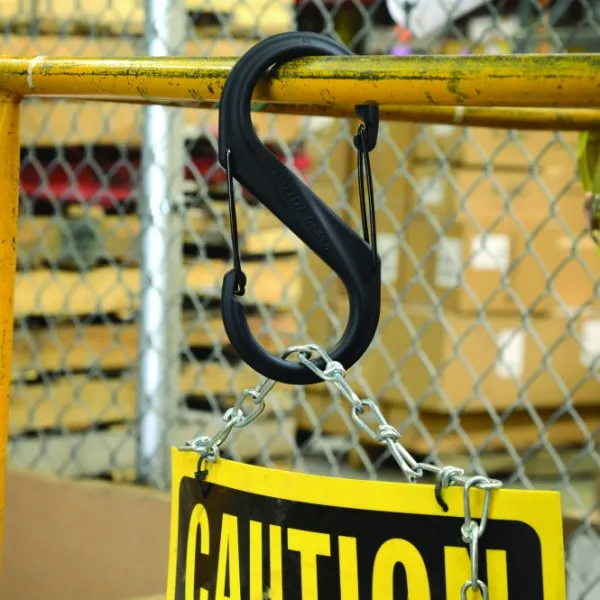 Nite Ize S-Biner Plastic Size #8 Black| Reppujen Ja Laukkujen Tarvikkeet