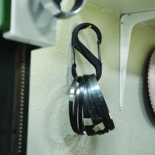 Nite Ize S-Biner Plastic Size #8 Black| Reppujen Ja Laukkujen Tarvikkeet