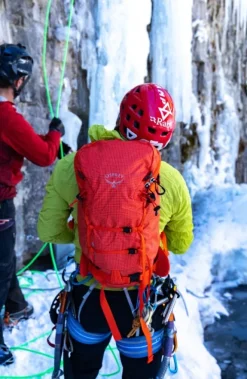 Osprey Reput Ja Rinkat^Mutant 38 kiipeilyreppu, punaoranssi