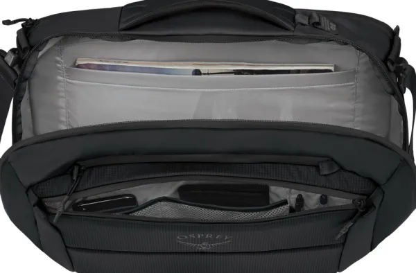 Osprey Olkalaukut^Ozone Boarding Bag 20L matkalaukku, Black