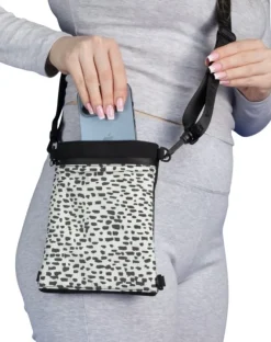 PAIKKA Makupalapussit^Treat Pouch 2.0 Fluorescent makupalapussi