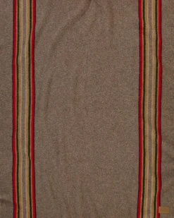 Pendleton Yakima Throw Yakima Mineral Umber villahuopa| Makuupussilakanat, peitot ja retkityynyt