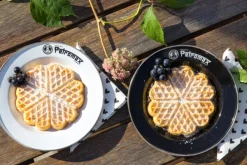 Petromax Enamel Plates 22 cm White 2-pack| Astiat Ja Ruokailuvälineet