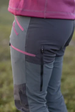 Pinewood Abisko Trouser naisten ulkoiluhousut, Urban Grey/Dark Anthracite| Naisten metsästysvaatteet/Naisten Metsästyshousut