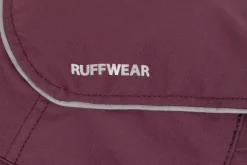 RuffWear Sadetakit^Overcoat Fuse Jacket koiran takki, punavioletti
