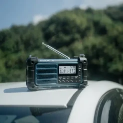 Sangean MMR99 DAB hätäradio kammella, sininen| Ensiapu Ja Turvallisuus