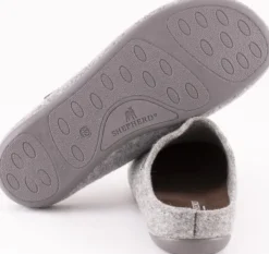 Shepherd of Sweden Tossut^Shepherd Jon tohvelit, harmaa