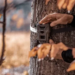 Spypoint Riistakamerat^FLEX-M lähettävä riistakamera