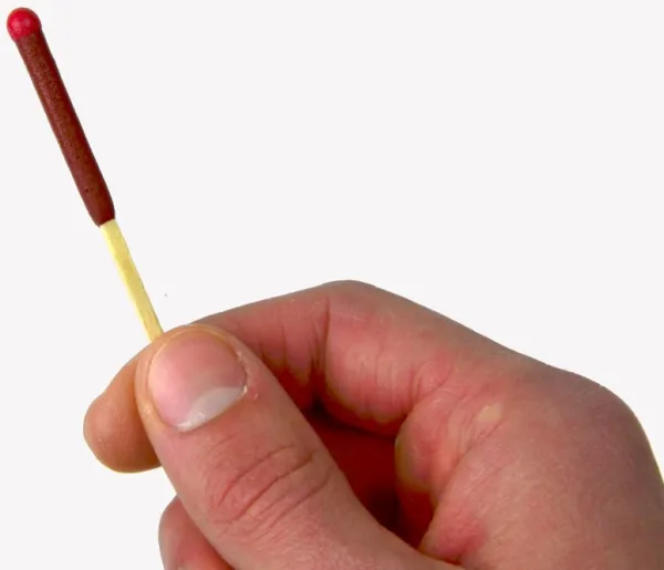 UCO Hurricane Matches tulitikut, täyttöpakkaus| Tulentekovälineet