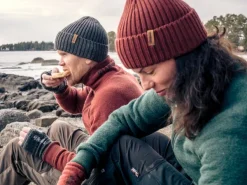 Woolpower Beanie Rib Black| Päähineet, huivit ja kaulurit/Pipot Ja Lakit