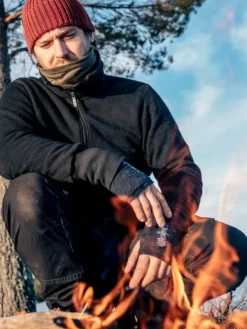 Woolpower Full Zip Jacket 400 Unisex Black| Metsästysliivit/Fleeceliivit