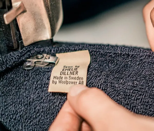 Woolpower Full Zip Jacket 400 Unisex Black| Metsästysliivit/Fleeceliivit